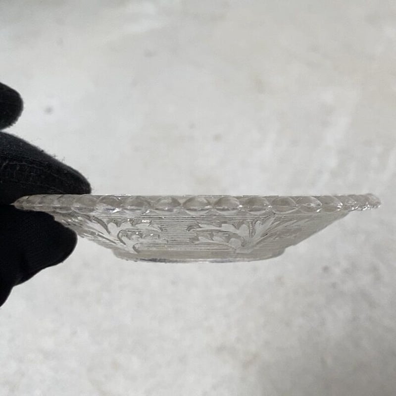 アンティーク ガラス器 明治〜大正期 古手のプレスガラス 豆皿 レース