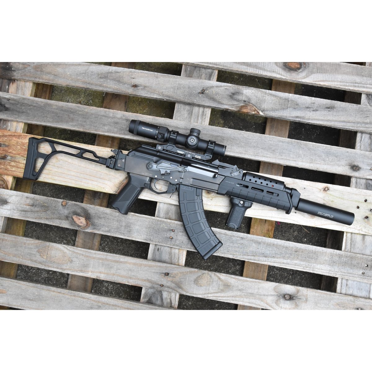 AKストーム 20mmレール付きバンパーカスタム AKストーム 20mmレール