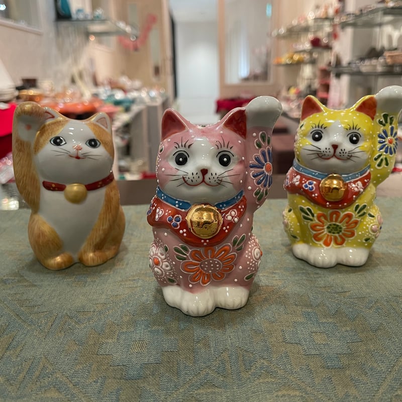 九谷焼 3.3号 招き猫 まねき猫 ピンク盛 | つちや陶器店