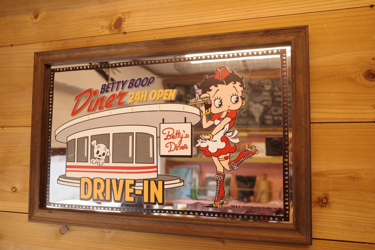 新品 Betty Boop ベティちゃん ダイナー ウッド パブミラー PUB MIRROR
