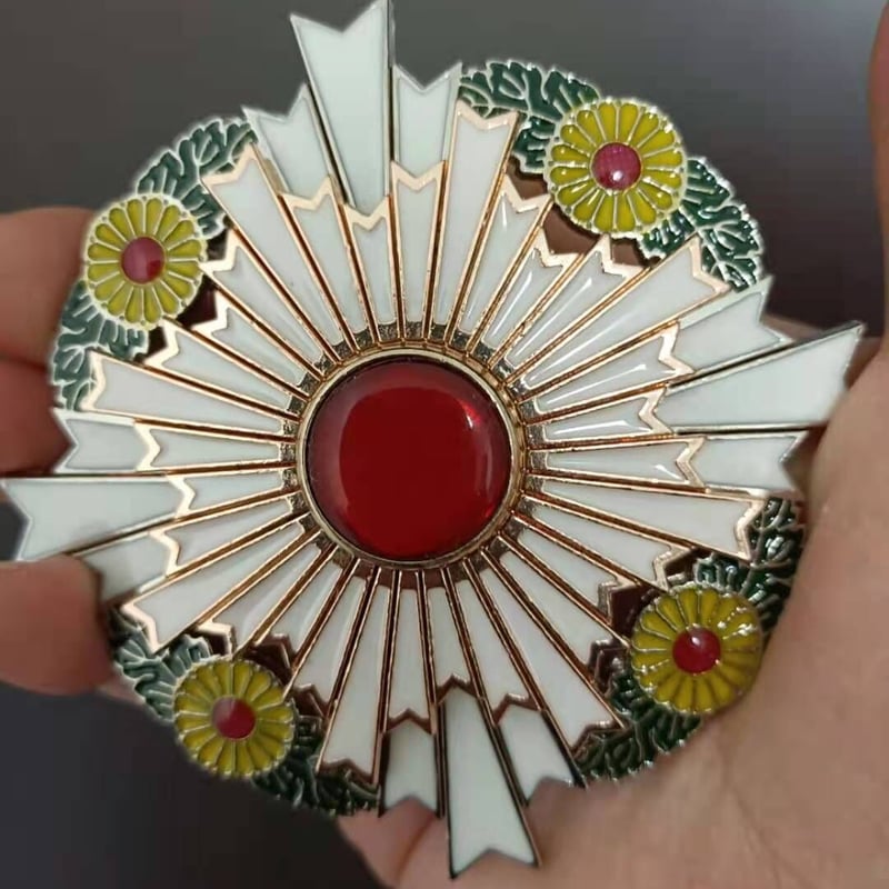 大勲位菊花章 副章 レプリカ | MilitaryX's STORE