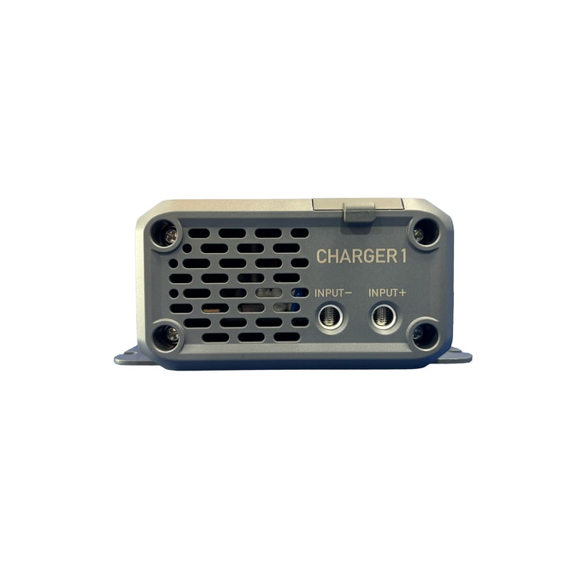 BLUETTI Charger1 走行充電システム 560W | lac-rv-center