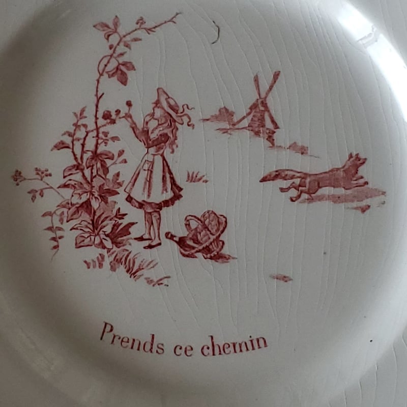 GIEN“赤ずきんちゃん”物語プレートセット | リボンときどきネコ