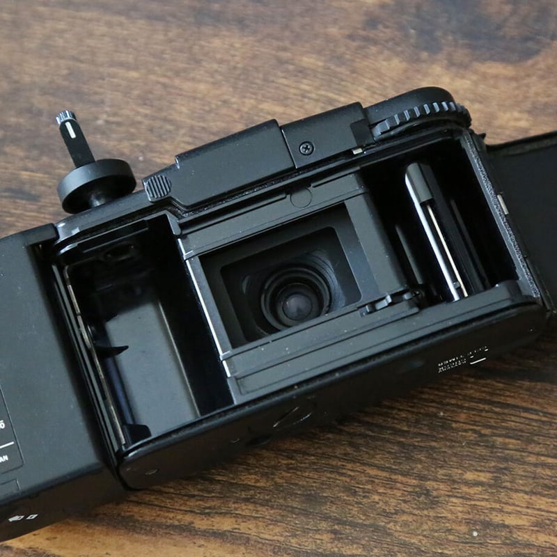 OLYMPUS】 XA2 フィルムカメラ（分解整備済・フラッシュA11付属・no01