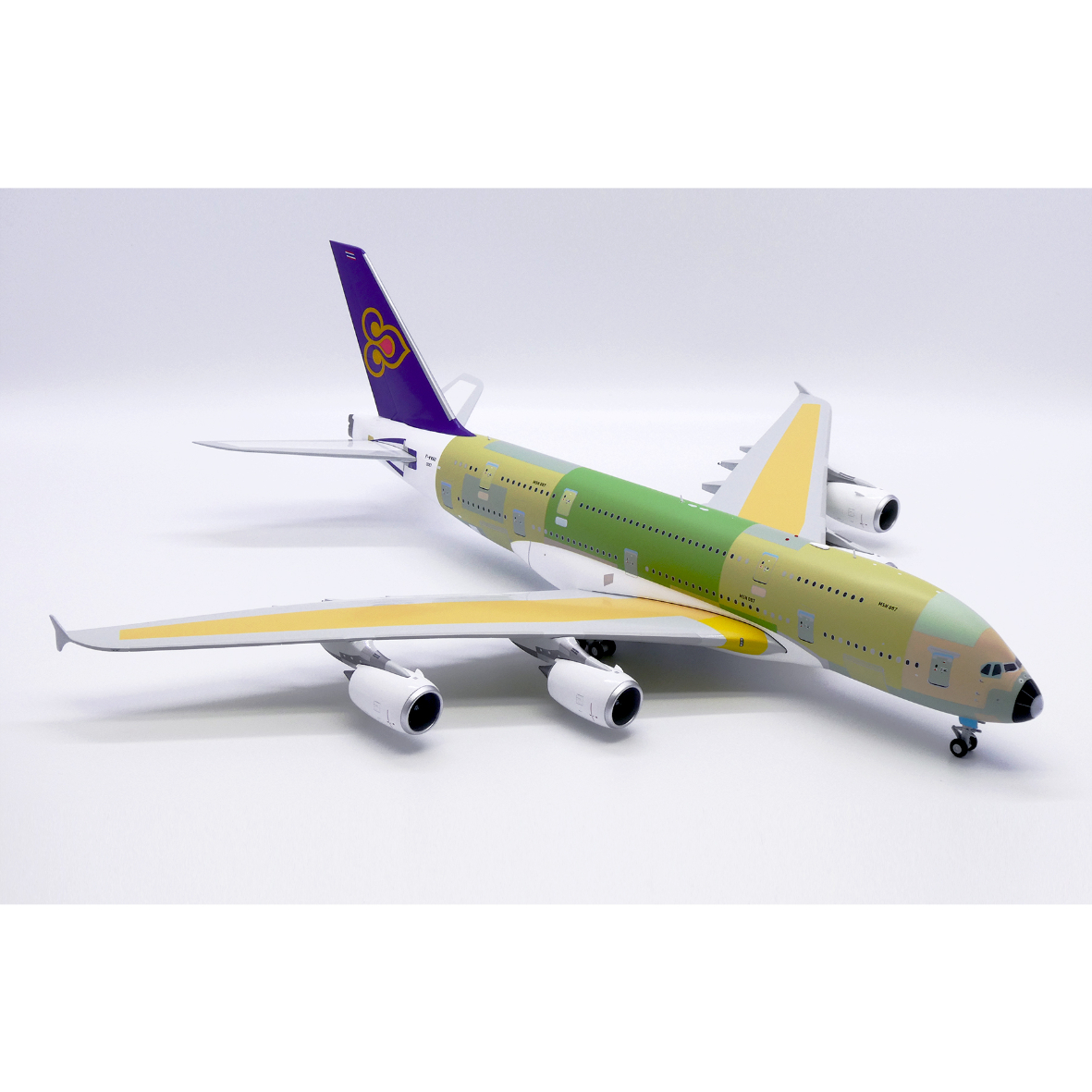 お取り寄せ商品】1/200 タイ国際航空（エアバス社下地塗装） F-WWAO