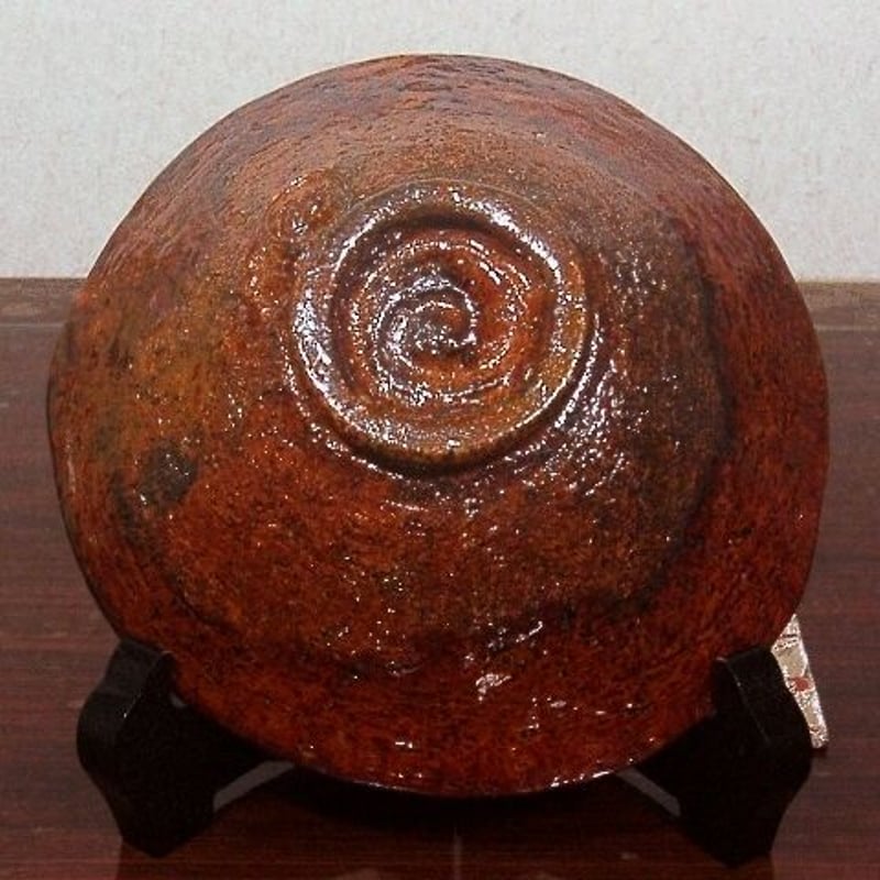 楽焼大樋長楽作飴釉平茶碗在銘「大樋・長楽」無傷共箱古物。