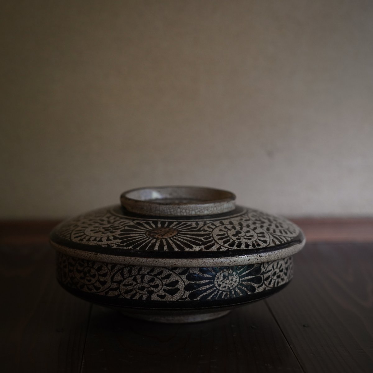 茶道具 陶斉作 色絵 花草文 手桶鉢 N 9817 茶道具 陶斉作 色絵 花草文