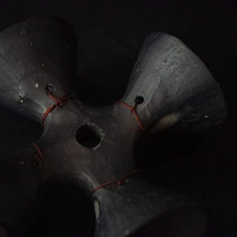 メキシコ 黒陶の十字ベル / Mexican Black Pottery Cross Bell