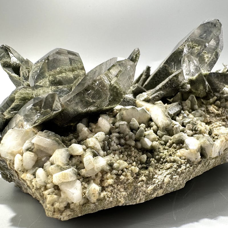 激レア！超透明ガネーシュヒマールクローライト水晶【最高品質・超透明