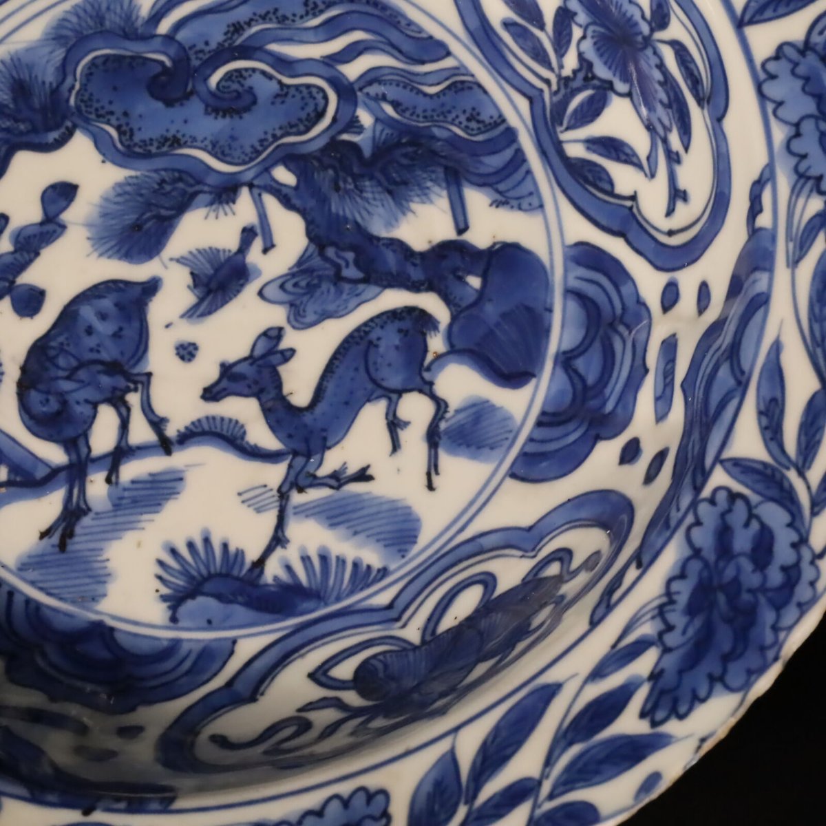 明 古染付松に鹿文鉢 | LYAN ARTS' Collection online shop