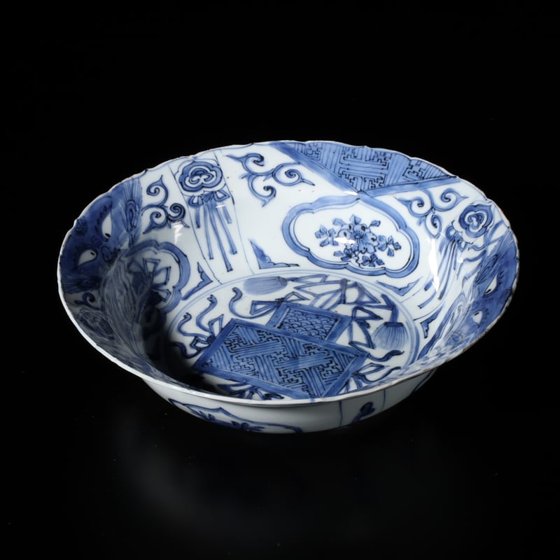 明 古染付芙蓉手七宝文輪花鉢 | LYAN ARTS' Collection online