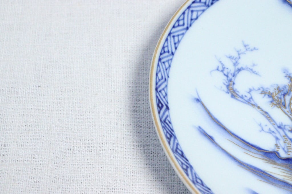 明治前期九谷焼金彩染付山水図通り物6寸皿 | 吉祥寺PukuPuku