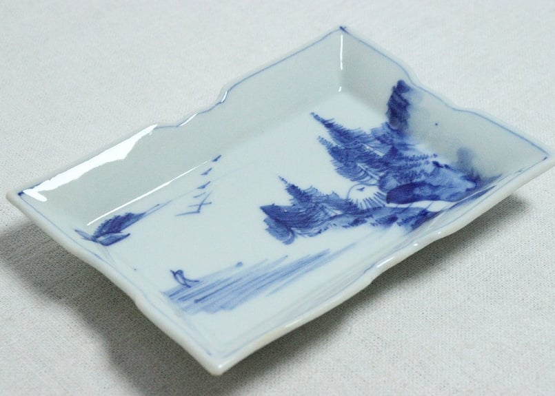 皿□飛流直下三千尺疑是銀河落九天（李白）膾皿