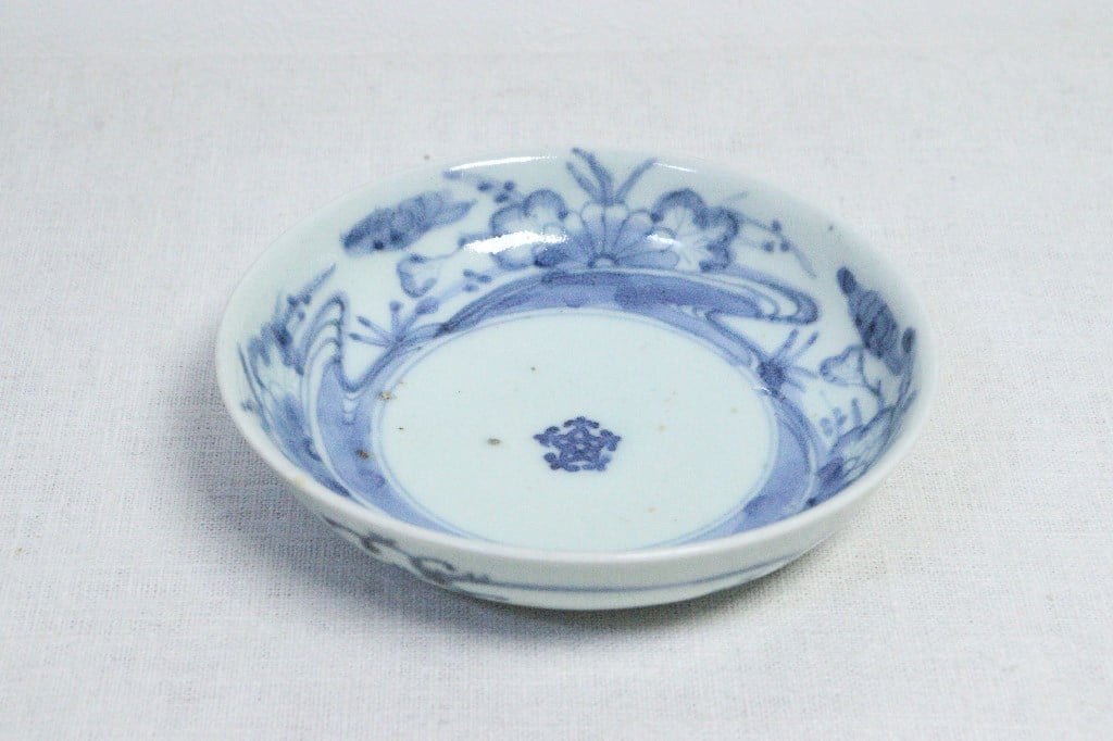 江戸前期 染付 菊流水紋 葉型小皿