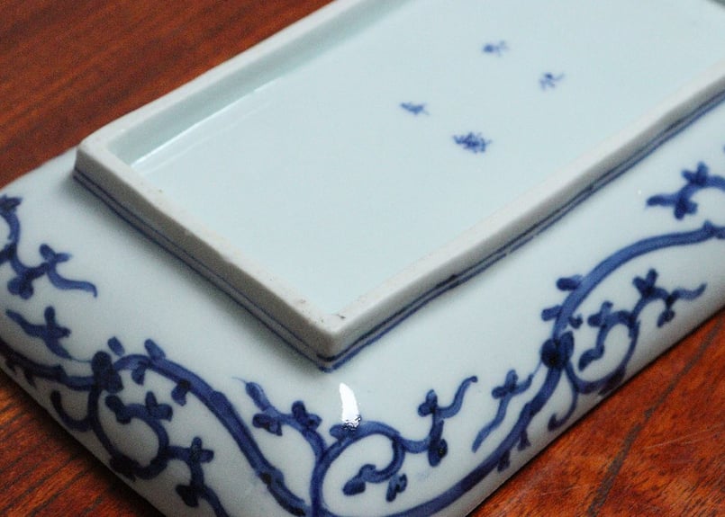 染付 小皿 線描 花唐草 銘 5枚 美品 蔵出し初荷 希少 染付 小皿 線描