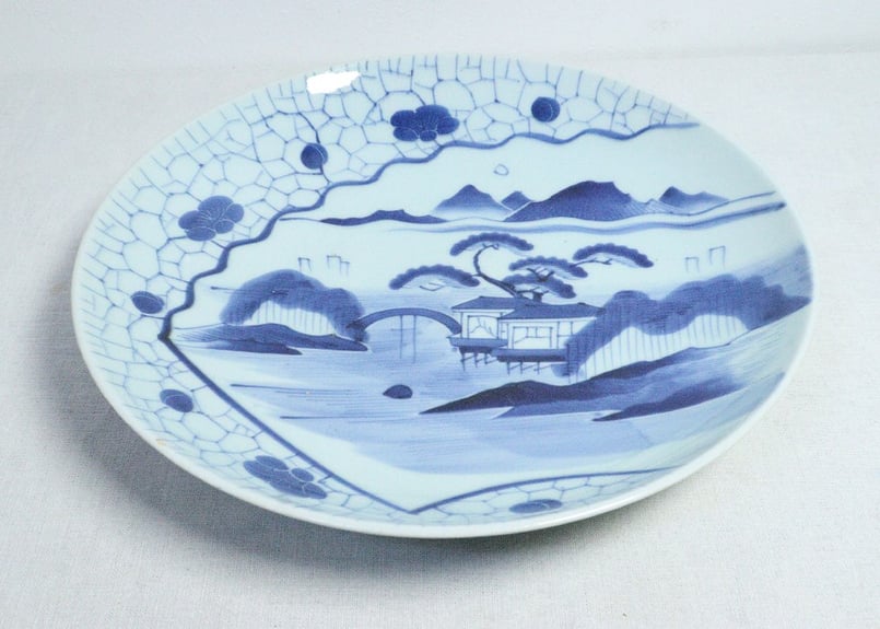 江戸幕末染付梅花氷裂に山水図尺1寸皿 | 吉祥寺PukuPuku