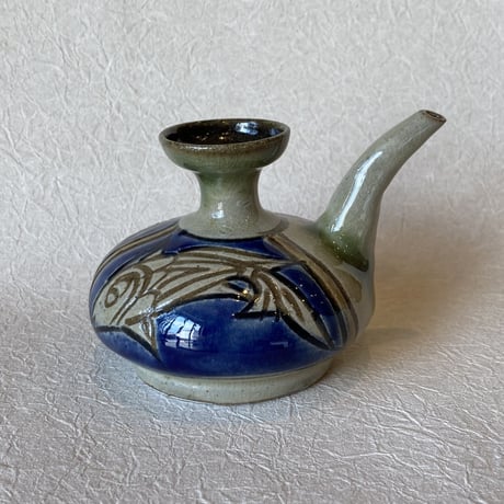 魚模様の陶器花瓶 金城敏幸 やちむん 魚模様の陶器花瓶 金城敏幸 やちむん