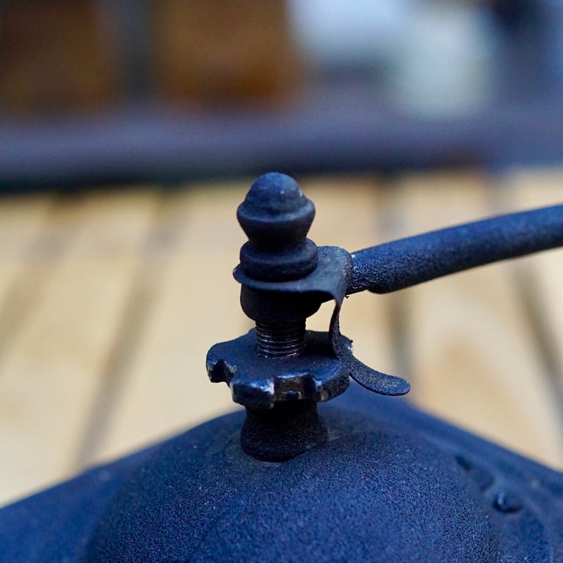 スペイン製、希少なマットブラック ELMA コーヒーミル | 4BEANS COFFEE