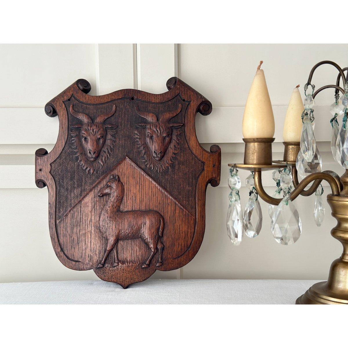 イギリスアンティーク 浮き彫り紋章盾 壁飾り エンブレム | glacé nomivis
