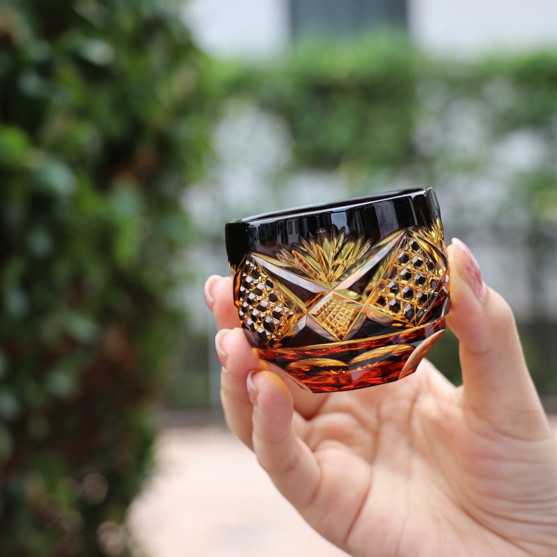 猪口「綾切子」 アンバー/パープル | グラスアート黒木 | 公式