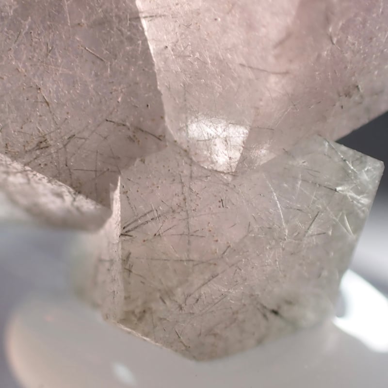 内モンゴル産 ピンクフローライト 天然八面体結晶 | 今林商店