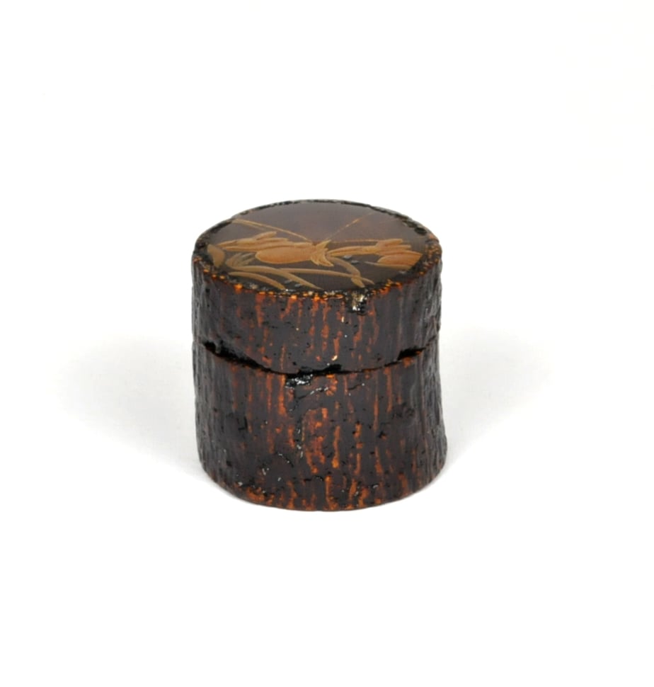 □山中漆器 嘉匠菴 中村 孝也作「蔦 高香合 梨地うさぎ蒔絵」な-0017