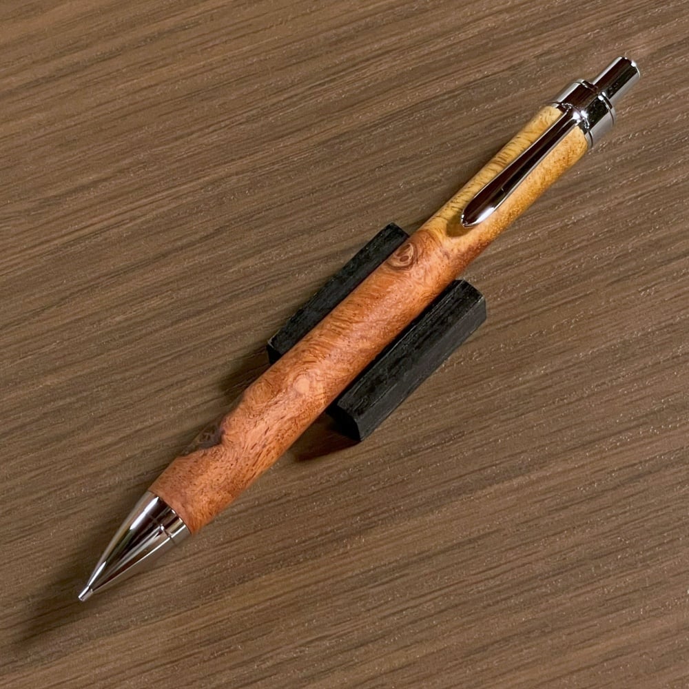 一点もの！【花梨瘤紅白】 木軸シャープペンシル UMA12 (SN_420536