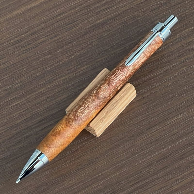 一点もの！【欅（けやき）上杢】 木軸シャープペンシル UMA10