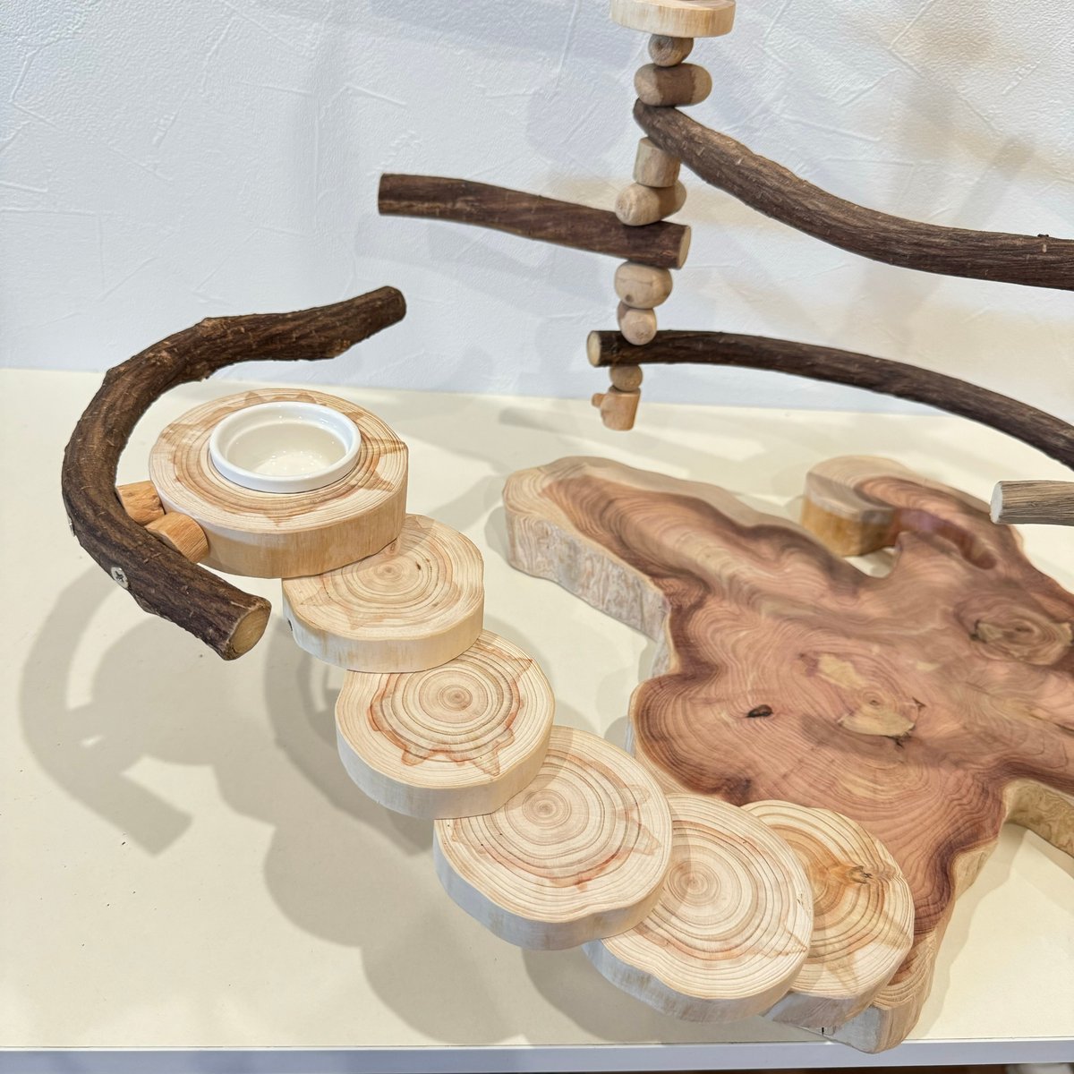 ブランコと螺旋階段のバードアスレチック【インコのおもちゃ・自然木の