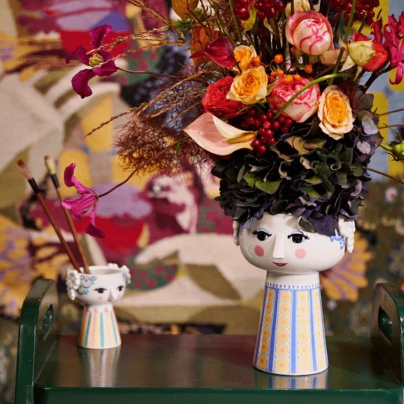 ビヨンヴィンブラッド陶器人形花