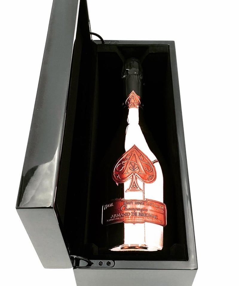 正規輸入品】アルマン・ド・ブリニャック ロゼ シャンパン 750ml 箱付