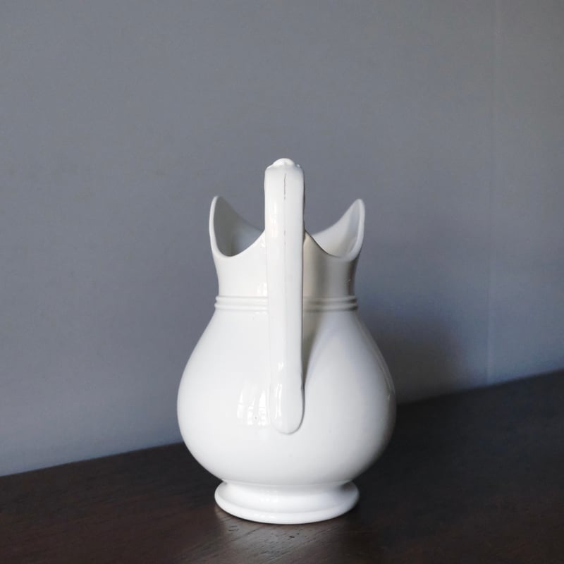 乳白ガラス 手描き花文 花瓶 ヴィンテージ深川陶器花瓶：手描き鳥と花