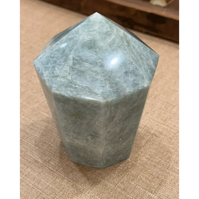 大きな水晶ポイント+レピドライト×グリーントルマリン共生