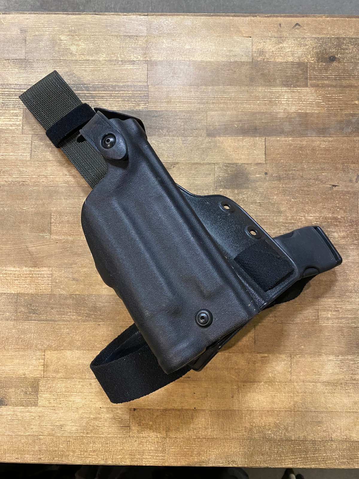 Safariland P226 ライト用 ホルスター シングルバンドモデル ブラック