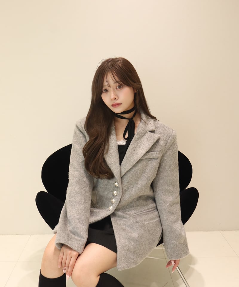 gray shaggy jacket | pellsiana