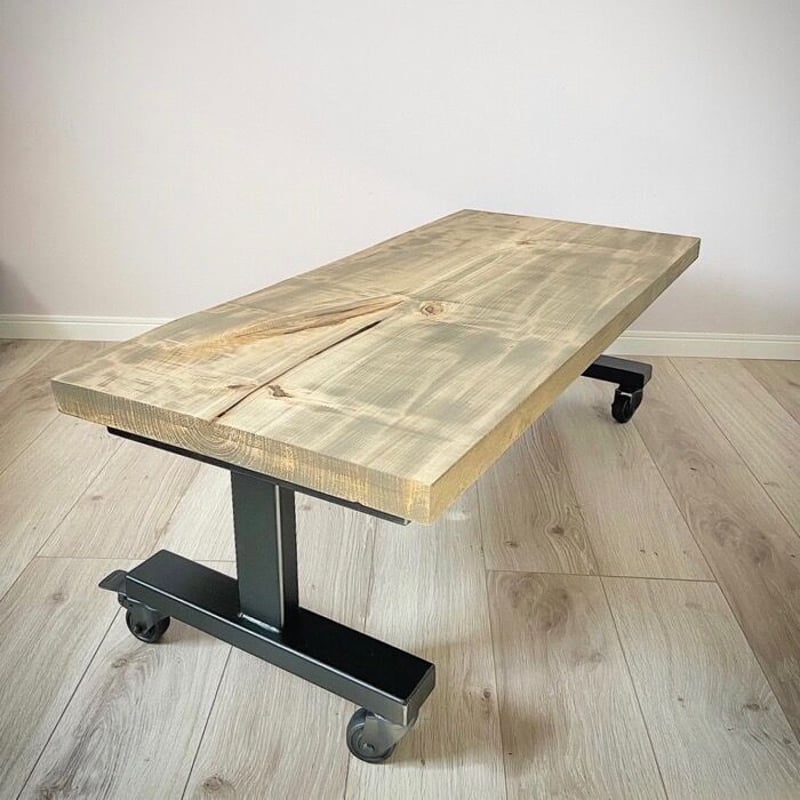 1点物 】一枚板ローテーブル 栃 (トチ ) | ニコルソン家具店