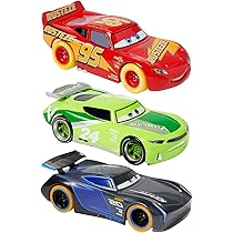 ディズニーストアカーズ2ライトニング・マックイーンピンバッジ非売品廃盤