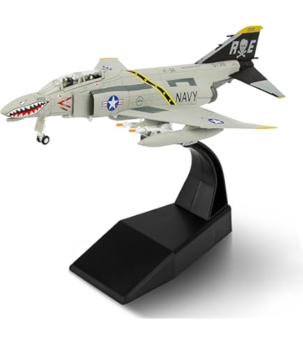 Amazon.com: Hasegawa 1/72 F-4E Phantom II : Arts, Crafts & Sewing