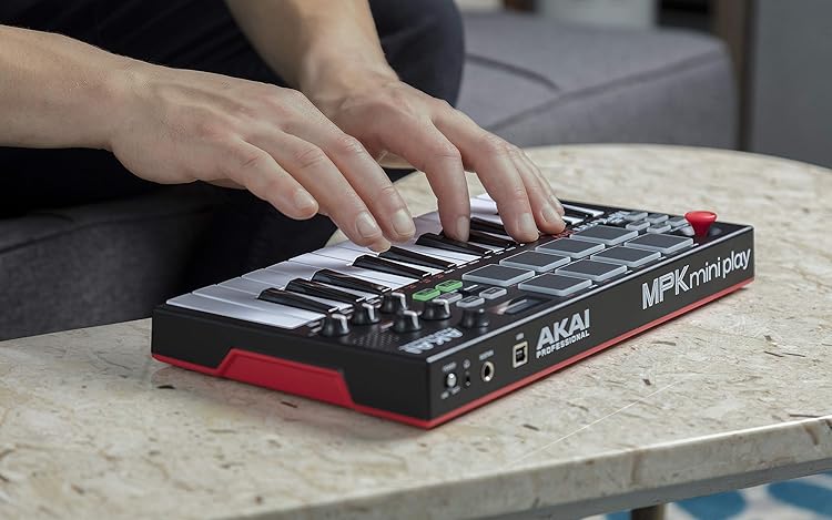 AKAI MPK Mini Play - 音源＆スピーカーを内蔵したポータブルなMIDI