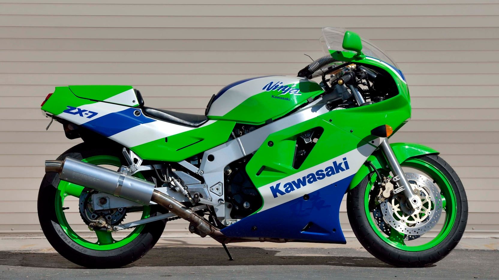 1989 Kawasaki ZX7 Ninja VIN: JKAZX2A13EB504909 - CLASSIC.COM