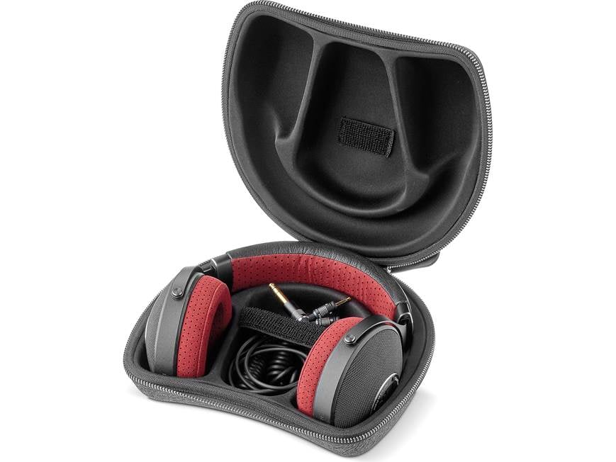 Focal Listen Professional Closed back, over-ear wired headphones