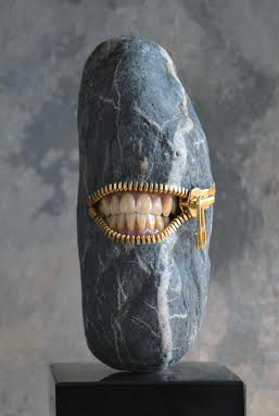 イヌイットアート石像 Mc LEOD YOUNG WEIR TOKYO 1985 ビンテージ