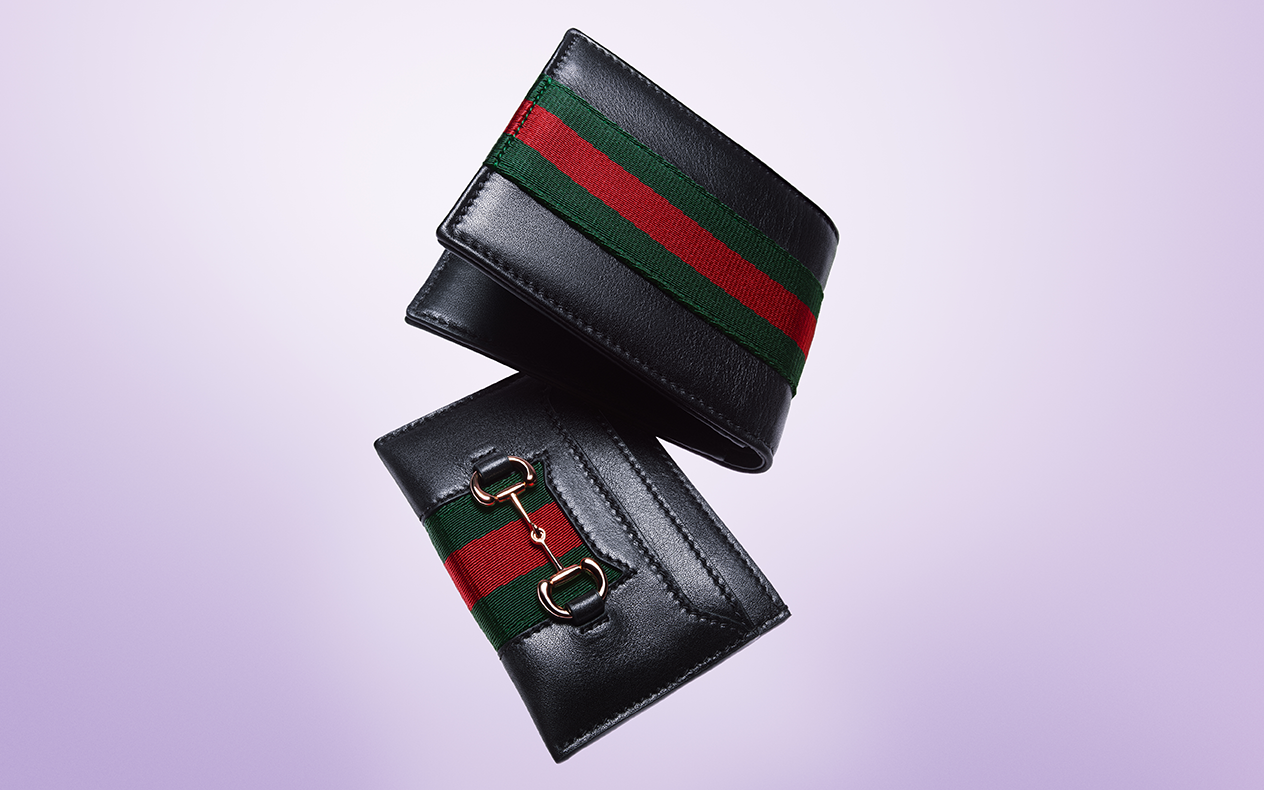 GUCCI ロゴ 三つ折りウォレット ・ブラック レザー | GUCCI公式