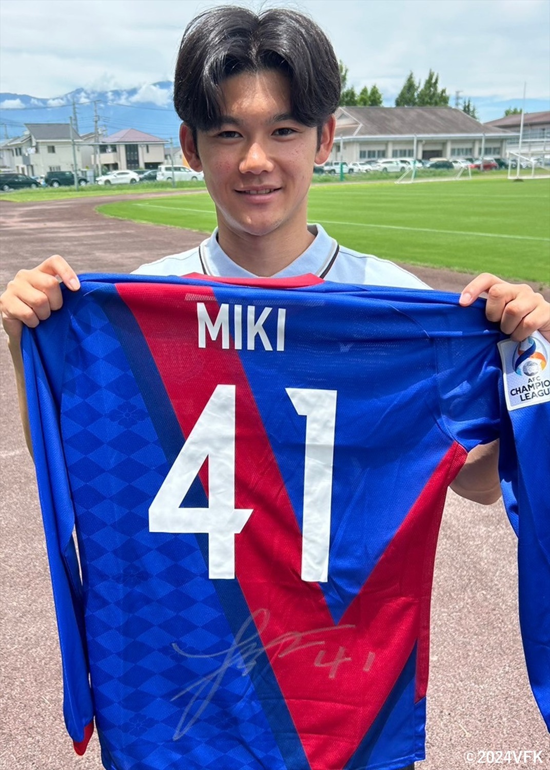 HATTRICK（ハットトリック）-選手の想いをファンへ届ける公式