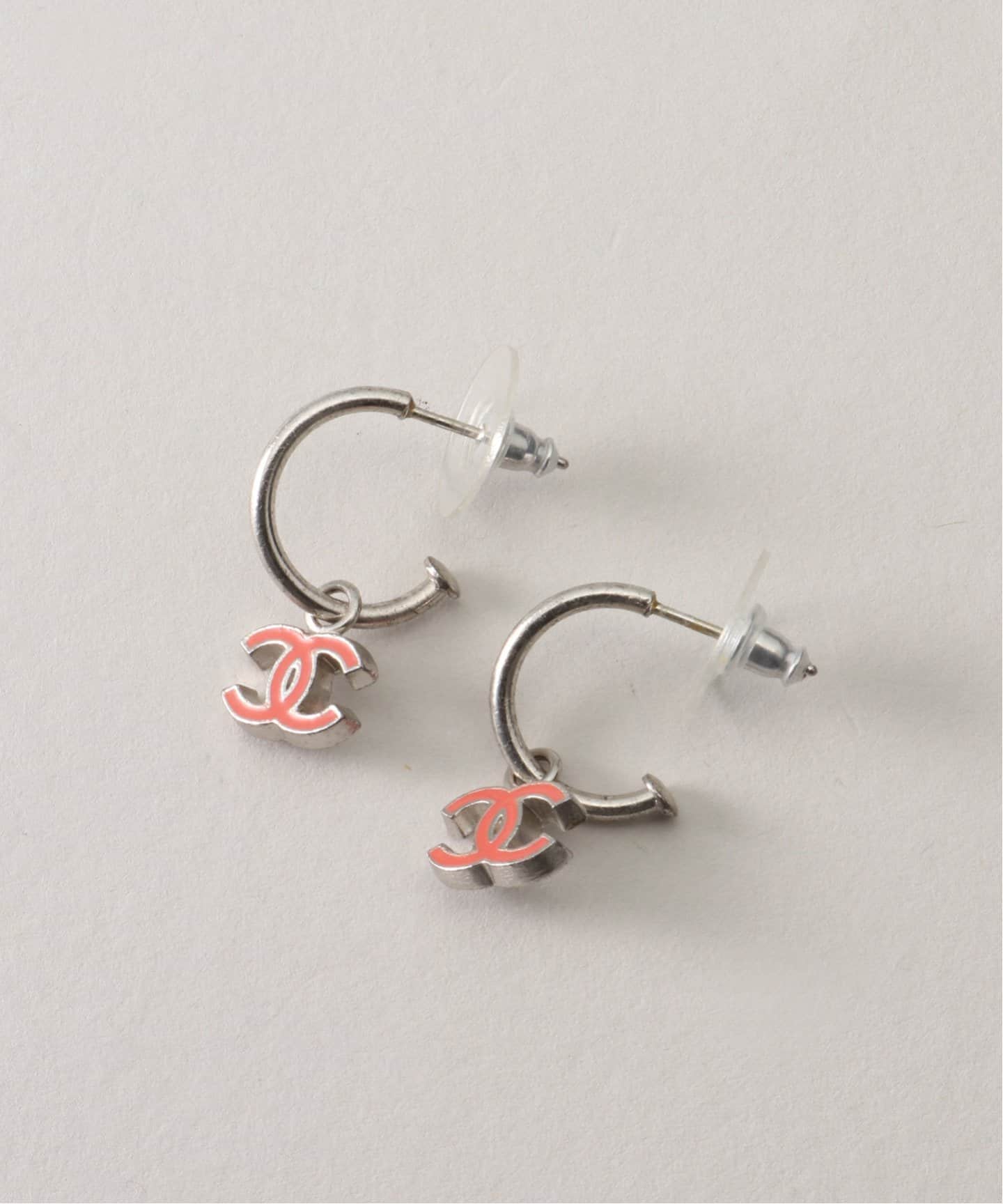 VINTAGE CHANEL/シャネル】pierce logo(両耳)（ピアス（両耳用