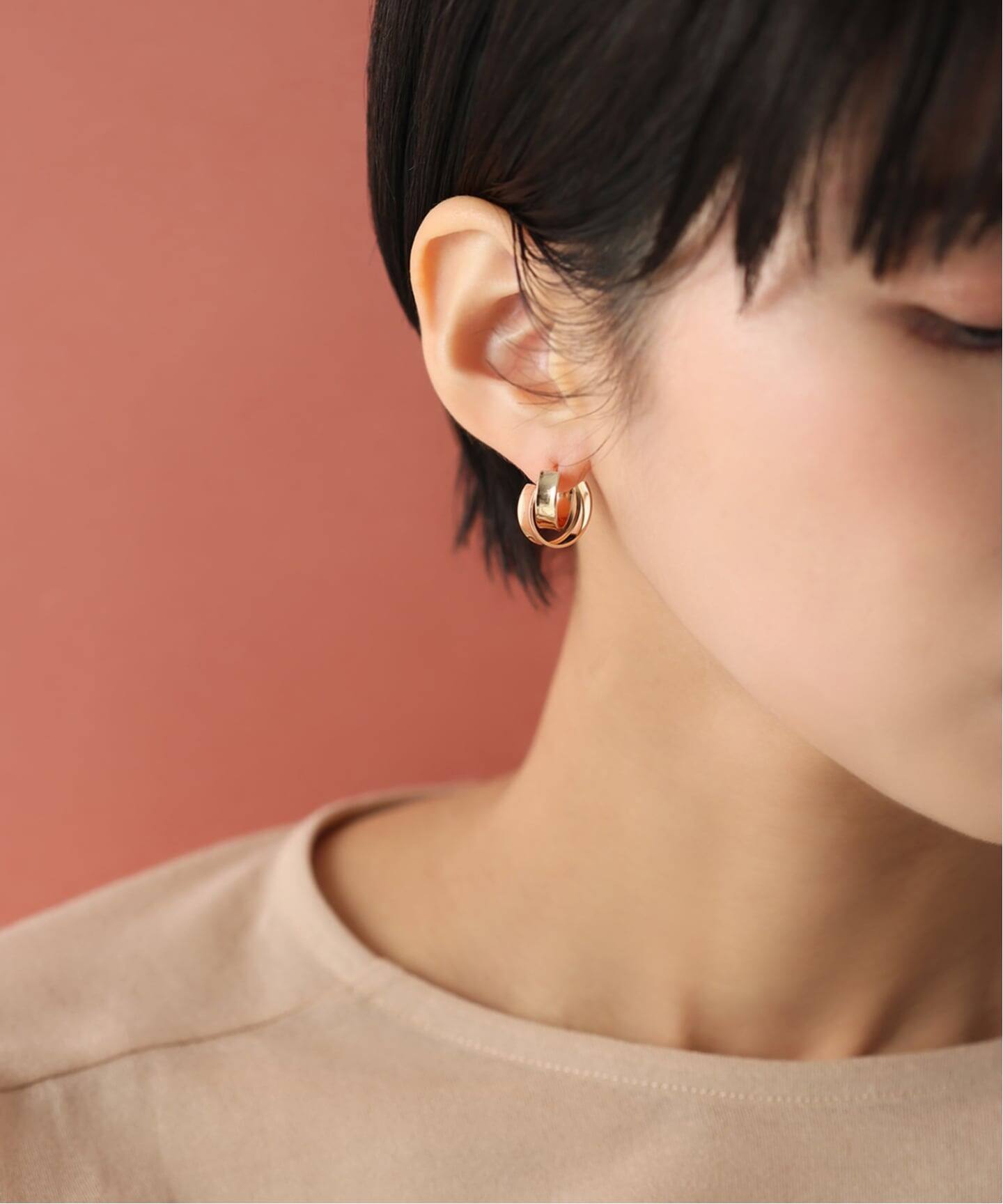 ワイドラインクロスフープピアス K10（両耳）（ピアス（両耳用