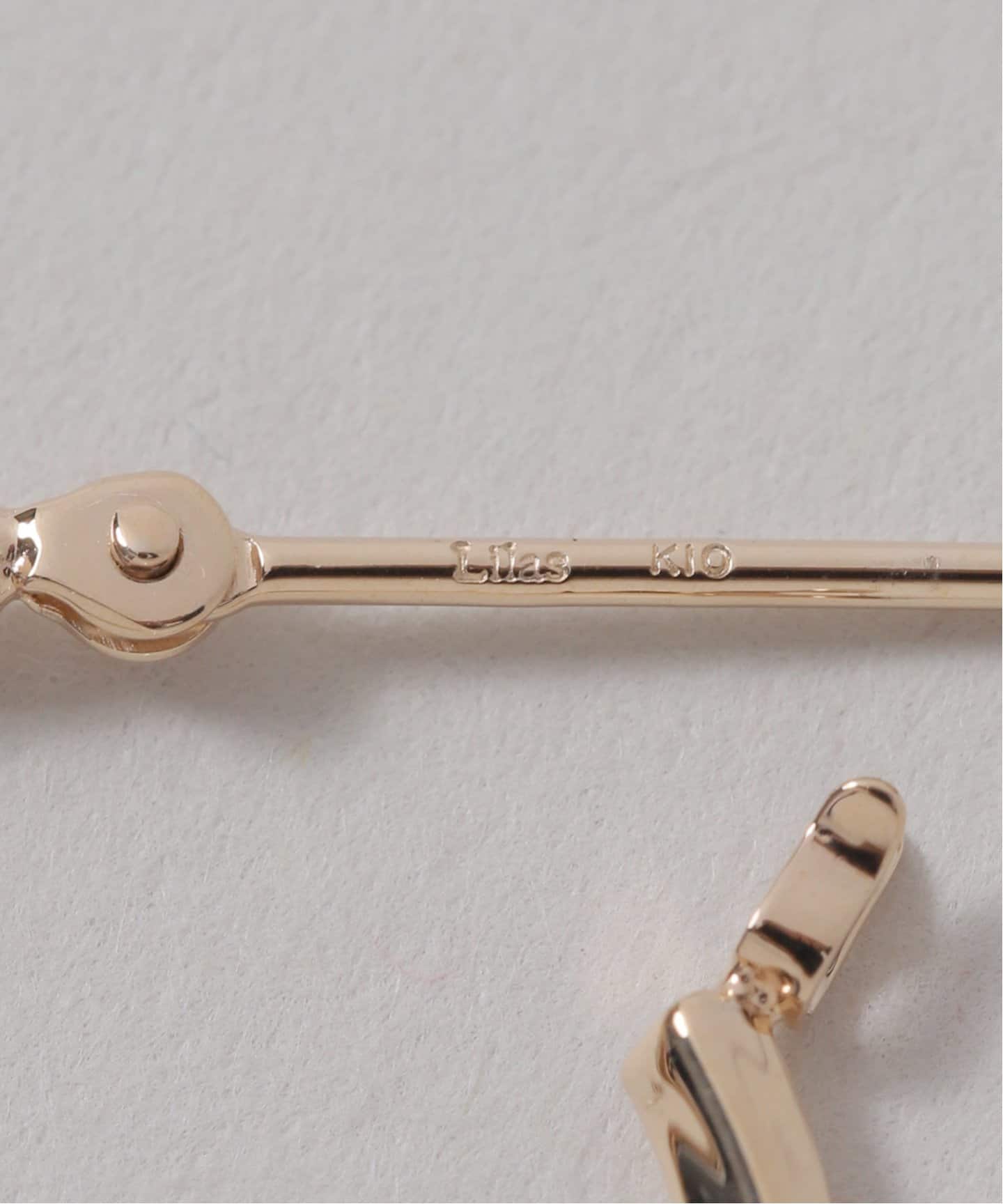 スクリュー角パイプフープピアス K10（両耳）（ピアス（両耳用