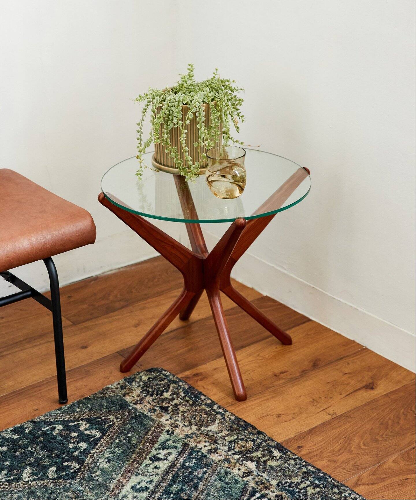 Acme furniture TRESTLES SIDE TABLE ガラステーブル サイドテーブル