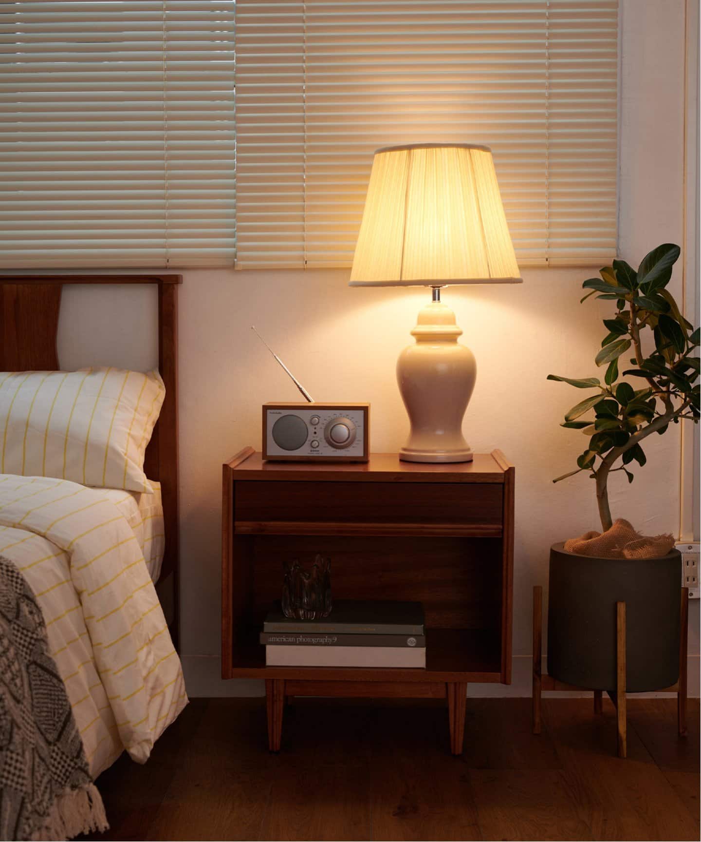 週末限定値下げ アクメファニチャー ナイトテーブル 週末限定値下げ