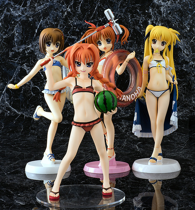 ヴィータ 水着Ver.